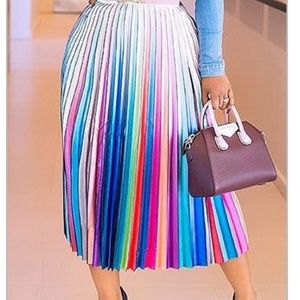 Multicolor pleated maxi skirt